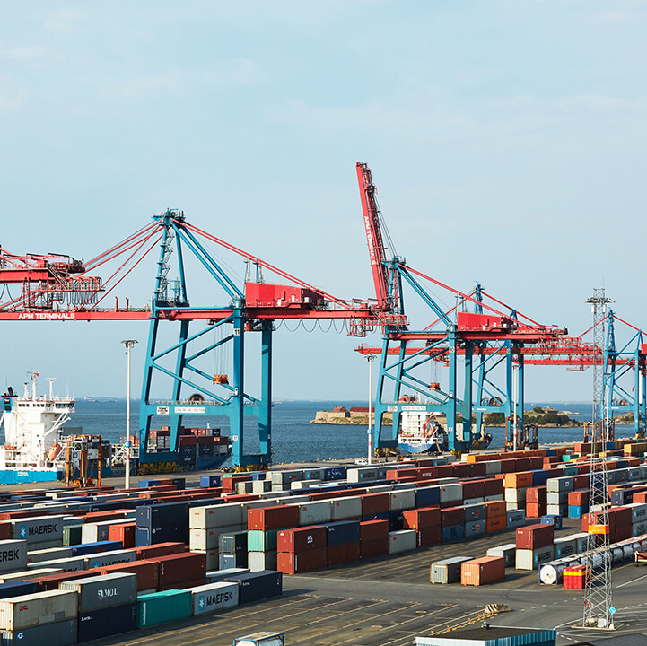 Shipping port